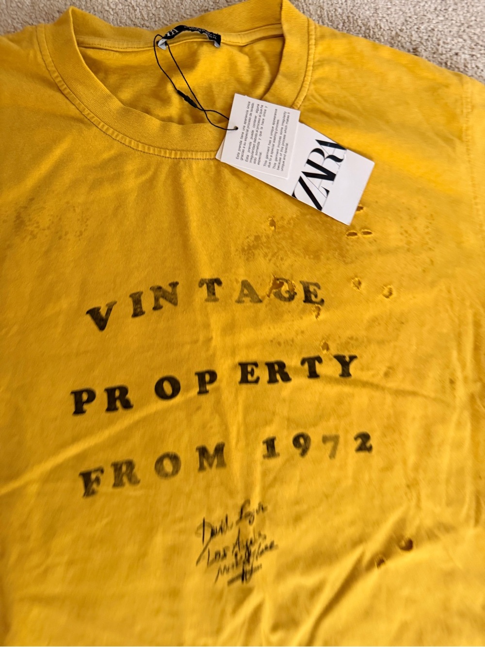 Zara Yellow Short-Sleeve Vintage Graphic Tee - Picture 3 of 8